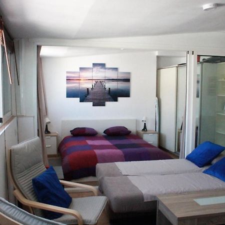 Apartment Sirena Beach Нерха Екстер'єр фото