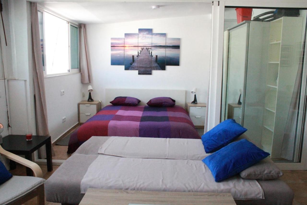 Apartment Sirena Beach Нерха Екстер'єр фото